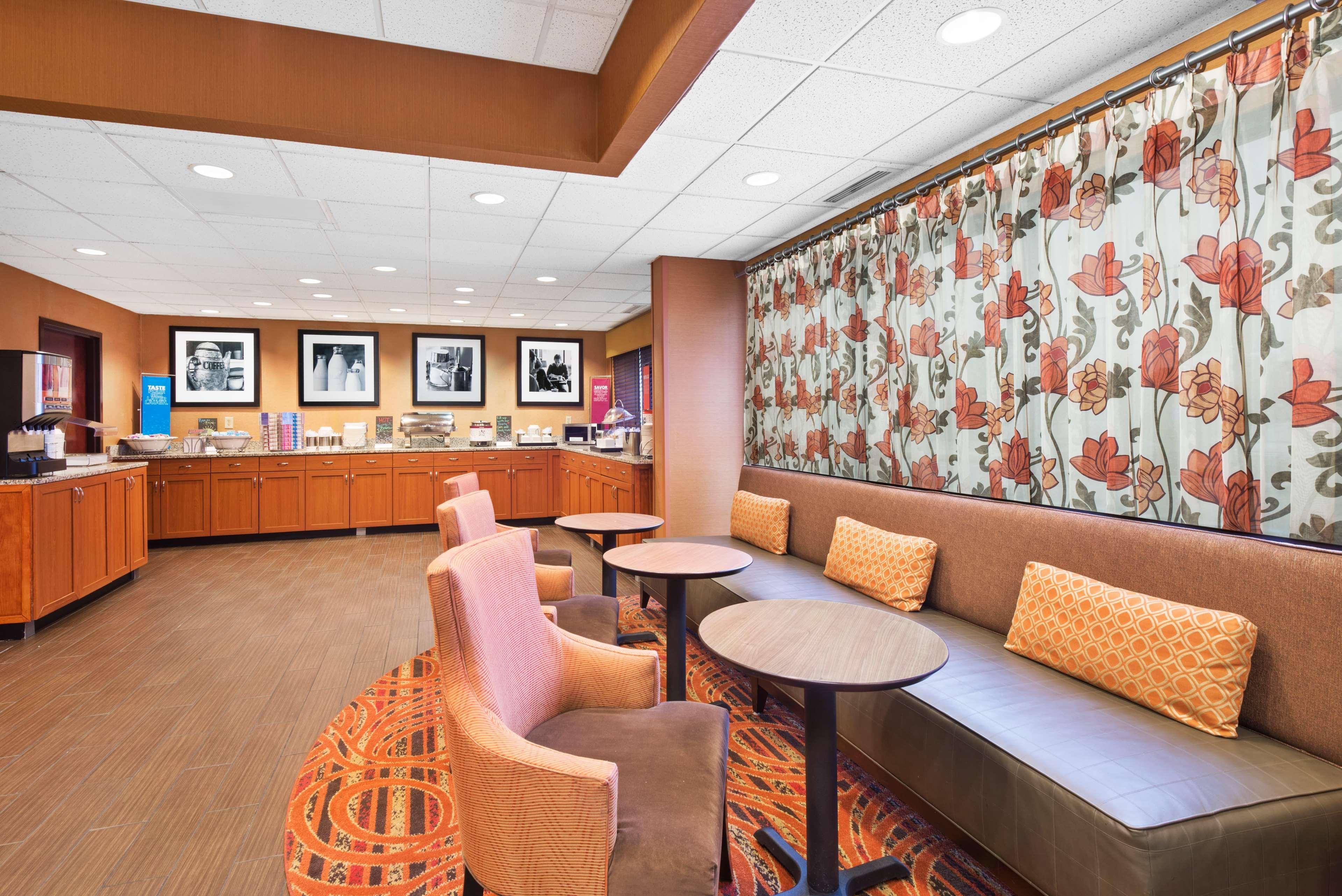 Hampton Inn Winfield Teays Valley מראה חיצוני תמונה