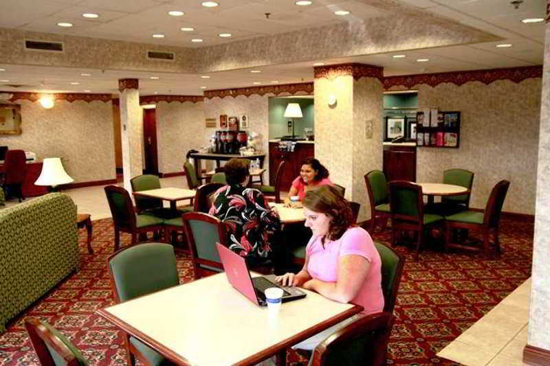 Hampton Inn Winfield Teays Valley מסעדה תמונה